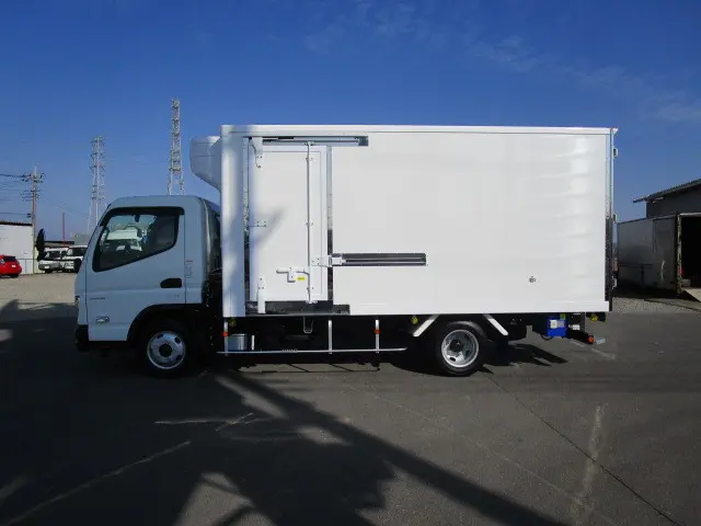 三菱 キャンター FEB50-603612(2WD)の写真8