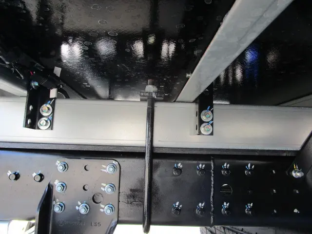 三菱 キャンター FEB50-603612(2WD)の写真29