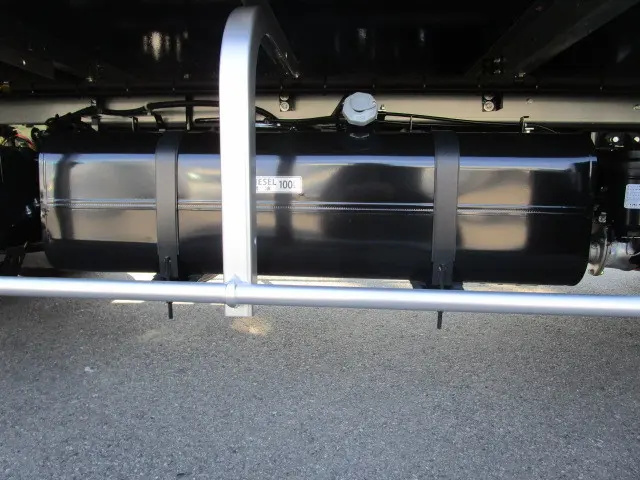 三菱 キャンター FEB50-603612(2WD)の写真35
