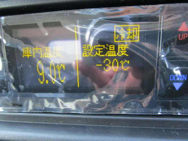 三菱 キャンター FEB50-603612(2WD)の写真36