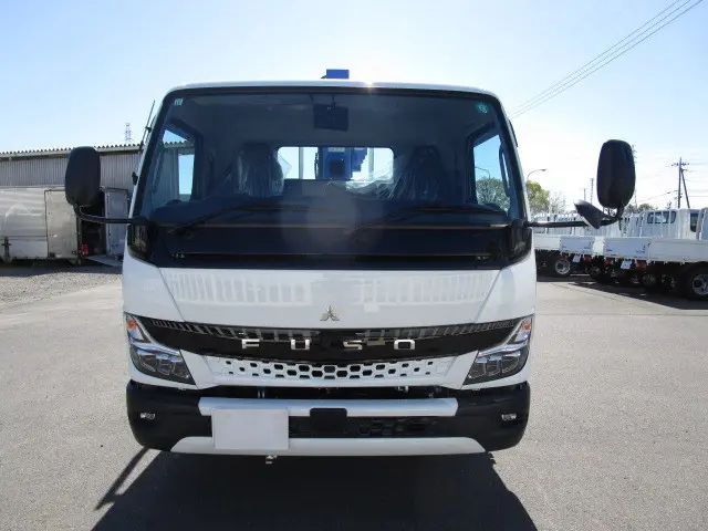 三菱 キャンター 2RG-FEB80(2WD)の写真2