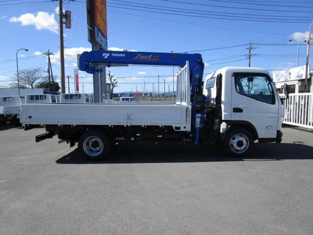 三菱 キャンター 2RG-FEB80(2WD)の写真4