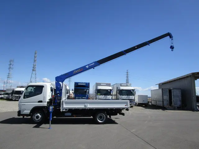 三菱 キャンター 2RG-FEB80(2WD)の写真11