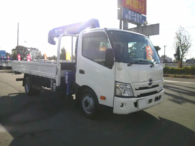 日産 ニッサン 2KG-XZU720(2WD)の写真3