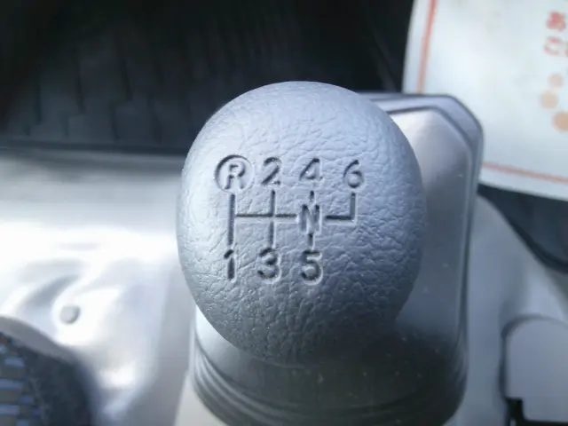 日産 ニッサン 2KG-XZU720(2WD)の写真17