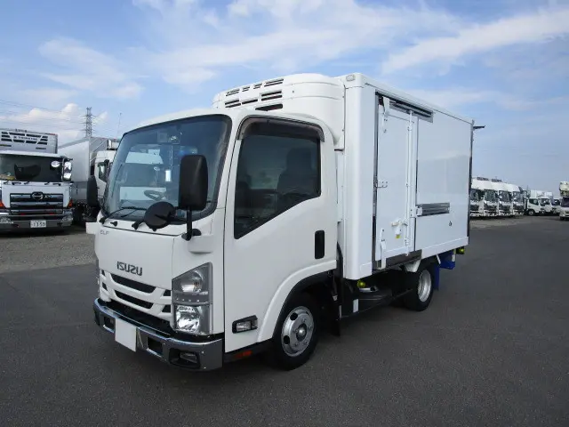 いすゞ エルフ 2RG-NLR88AN(2WD)の写真1