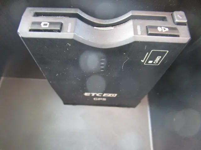 いすゞ エルフ 2RG-NLR88AN(2WD)の写真22