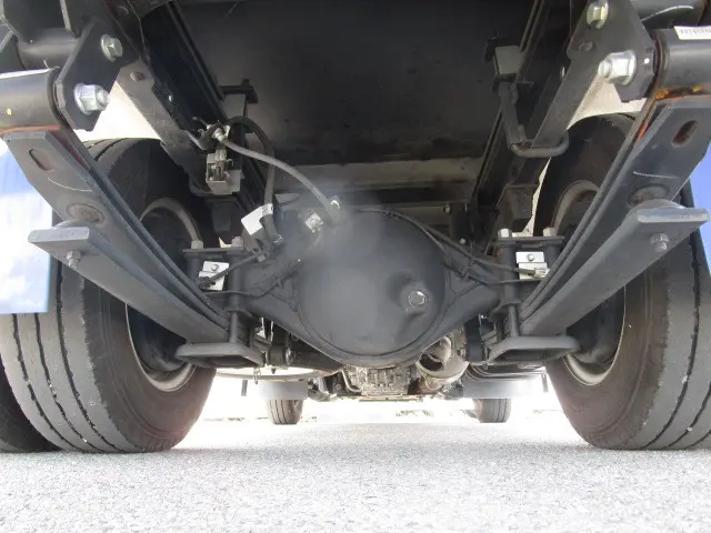 いすゞ エルフ 2RG-NLR88AN(2WD)の写真33