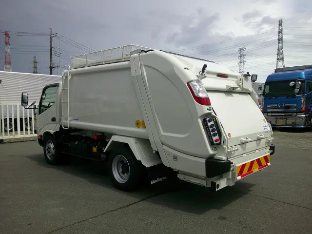 日野 デュトロ 2KG-XZU642F(2WD)の写真7