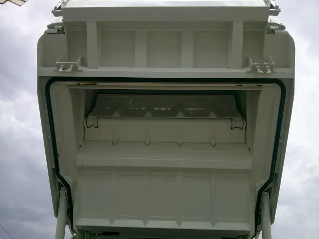日野 デュトロ 2KG-XZU642F(2WD)の写真12