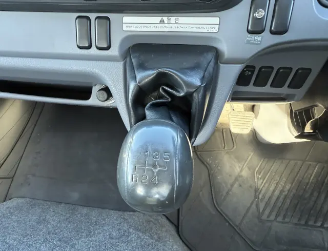 三菱 キャンター TKG-FEB90(2WD)の写真22