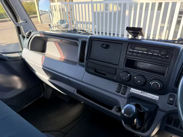 三菱 キャンター TKG-FEB90(2WD)の写真24