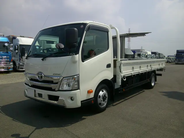 トヨタ ダイナ 2RG-XZU722(2WD)の写真1