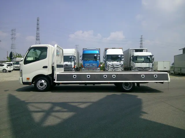 トヨタ ダイナ 2RG-XZU722(2WD)の写真10