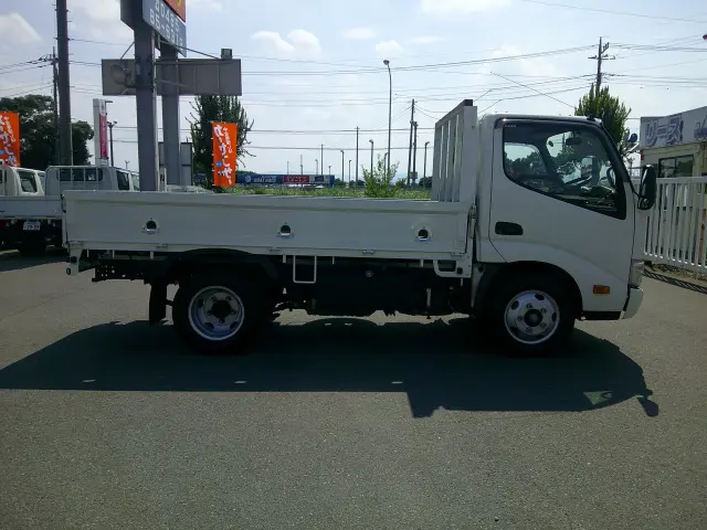 日野 デュトロ TKG-XZU605M(2WD)の写真4