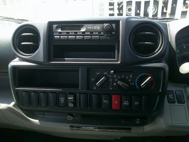 日野 デュトロ TKG-XZU605M(2WD)の写真15