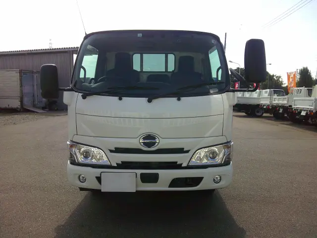 日野 デュトロ 2RG-XZC605M(2WD)の写真2
