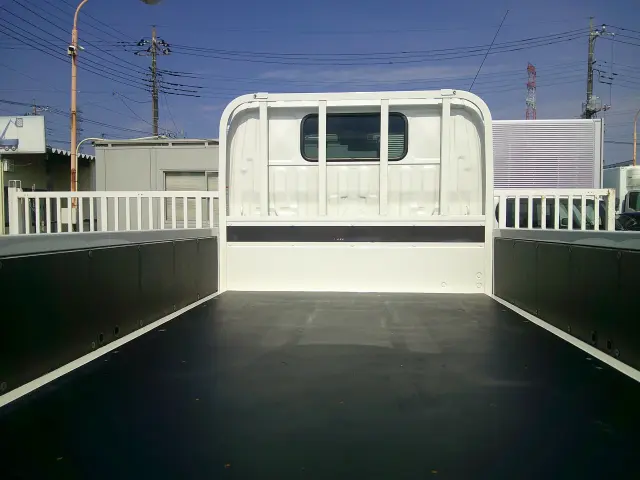 日野 デュトロ 2RG-XZC605M(2WD)の写真9