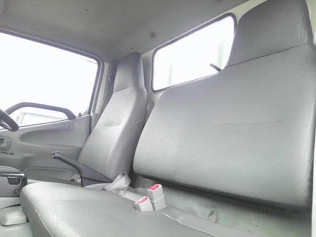 日野 デュトロ TKG-XZU605M(2WD)の写真19