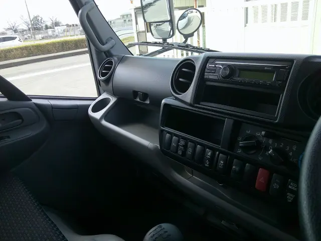 日野 デュトロ 2KG-XZU605M(2WD)の写真22