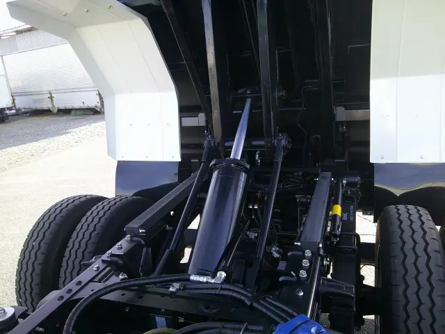 日野 デュトロ 2KG-XZU700(2WD)の写真13