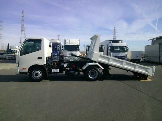 日野 デュトロ 2KG-XZU700(2WD)の写真18