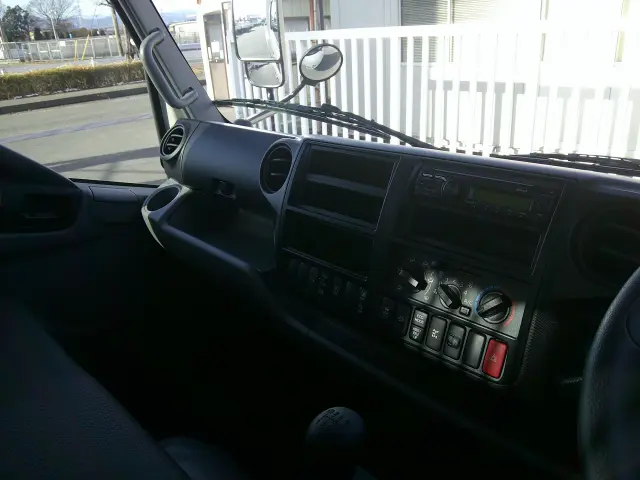 日野 デュトロ 2KG-XZU700(2WD)の写真25