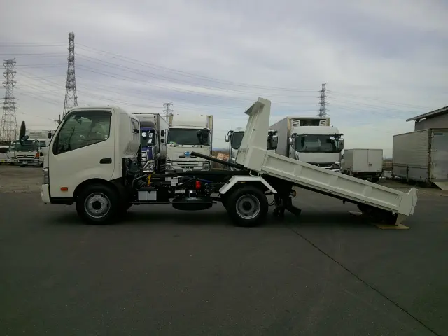 日野 デュトロ 2KG-XZU700X(2WD)の写真15