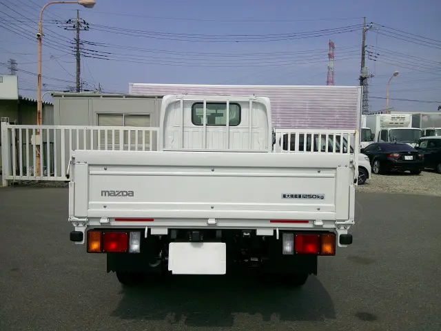マツダ タイタン 3DF-LHR87AF(2WD)の写真6