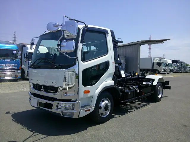 三菱 ファイター 2KG-FK72F(2WD)の写真1