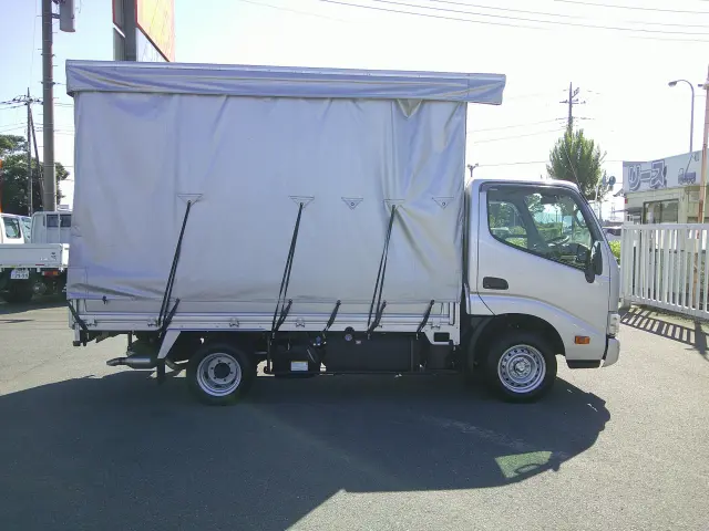 トヨタ ダイナ 2DG-GDY231(2WD)の写真4