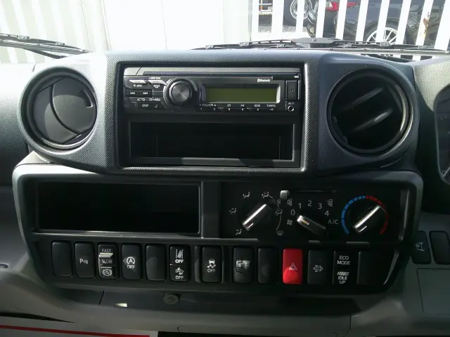 日野 デュトロ 2KG-XZU600(2WD)の写真17