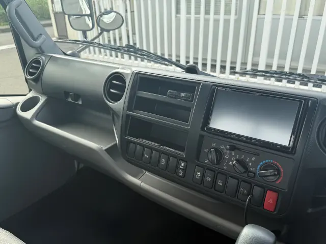 日野 デュトロ 2RG-XZC710M(2WD)の写真14