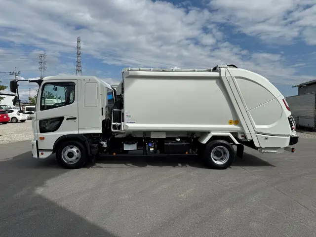 日野 レンジャー 2KG-FD2ABA(2WD)の写真8