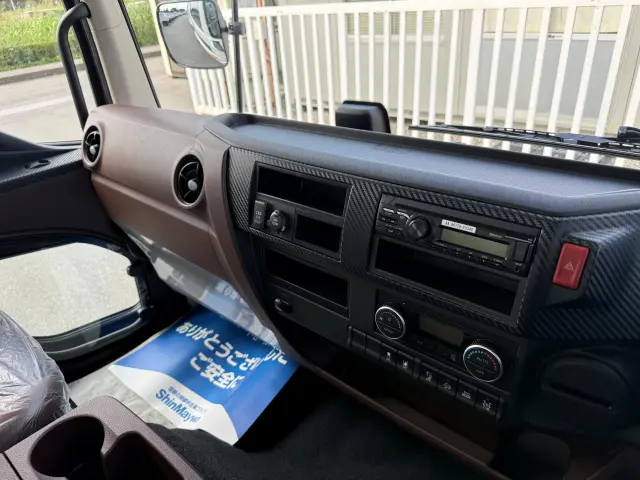 日野 レンジャー 2KG-FD2ABA(2WD)の写真22