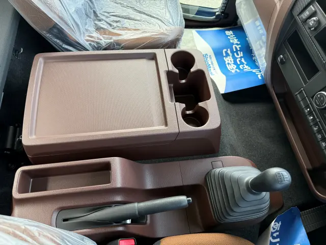 日野 レンジャー 2KG-FD2ABA(2WD)の写真23