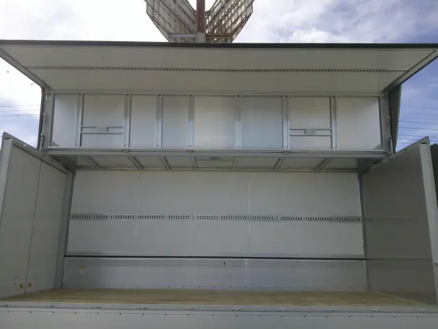 三菱 ファイター 2KG-FK65F(2WD)の写真12