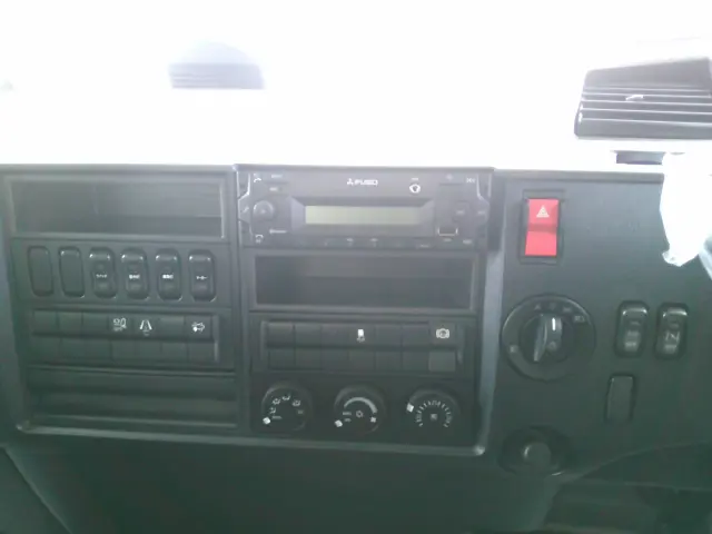 三菱 ファイター 2KG-FK65F(2WD)の写真21