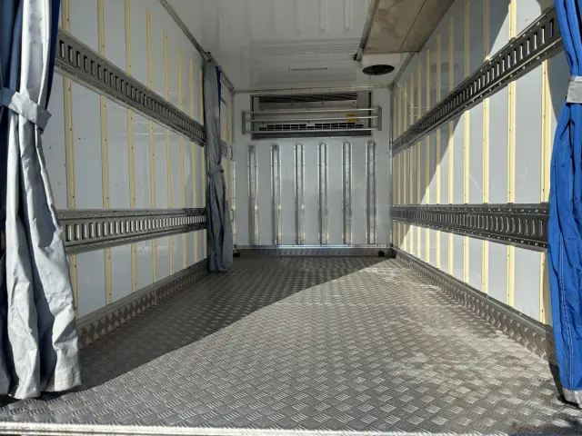 日野 デュトロ TPG-XZC605M(2WD)の写真11