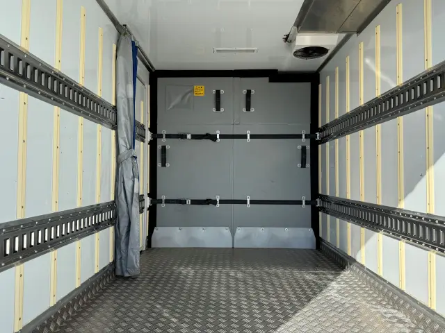 日野 デュトロ TPG-XZC605M(2WD)の写真12