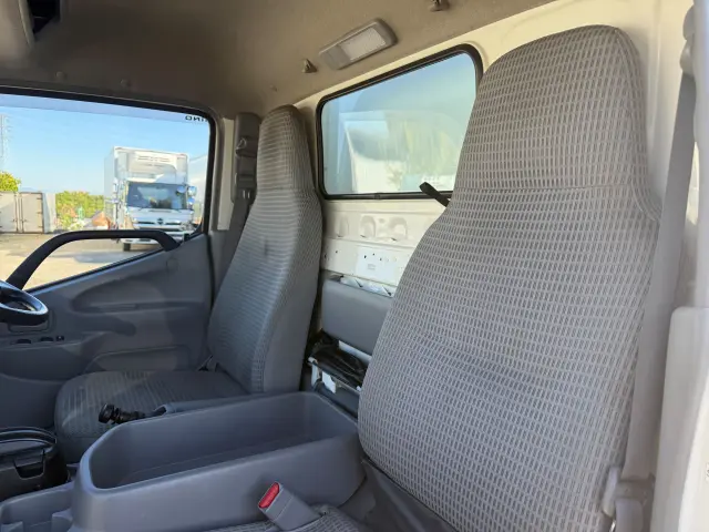 日野 デュトロ TPG-XZC605M(2WD)の写真29