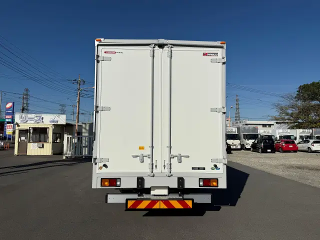 三菱 ファイター 2KG-FK65F(2WD)の写真6