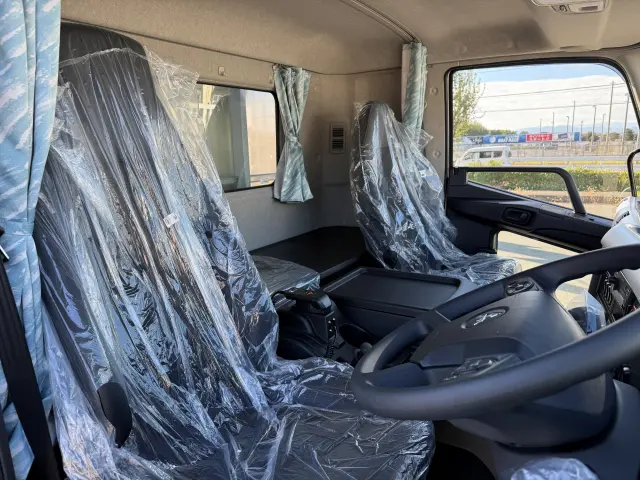 三菱 ファイター 2KG-FK65F(2WD)の写真20