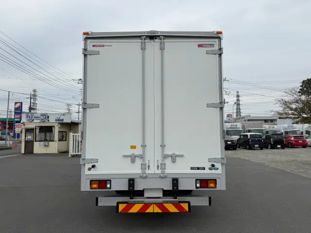 三菱 ファイター FK65F(2WD)の写真6