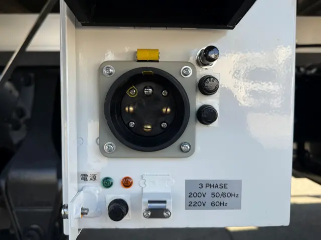 三菱 ファイター 2KG-FK65F(2WD)の写真17