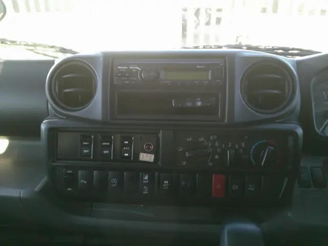 日野 デュトロ 2RG-XZC605M(2WD)の写真14