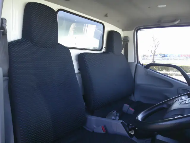 日野 デュトロ 2RG-XZC605M(2WD)の写真17