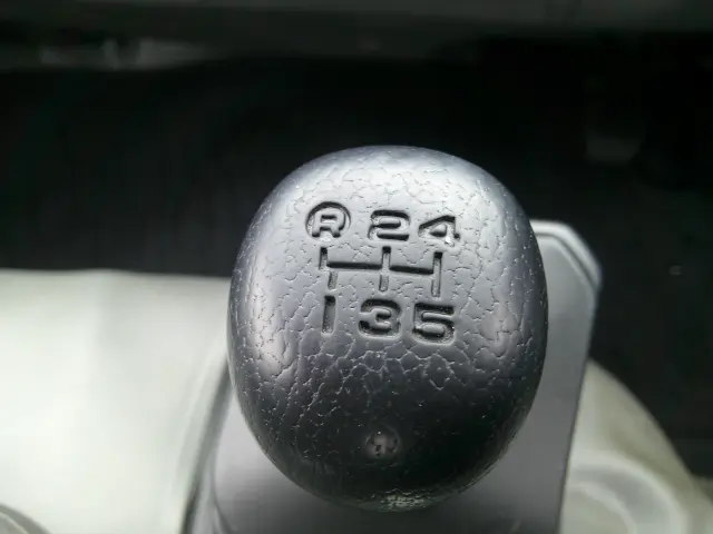 日野 デュトロ TKG-XZU605M(2WD)の写真13