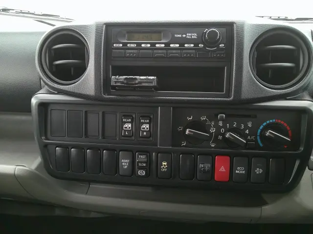 日野 デュトロ TKG-XZU605M(2WD)の写真14