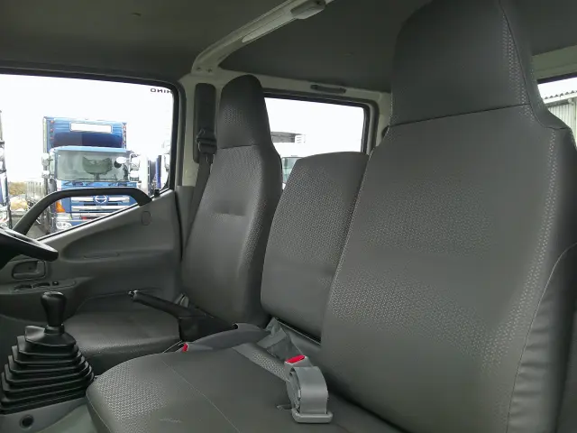 日野 デュトロ TKG-XZU605M(2WD)の写真18